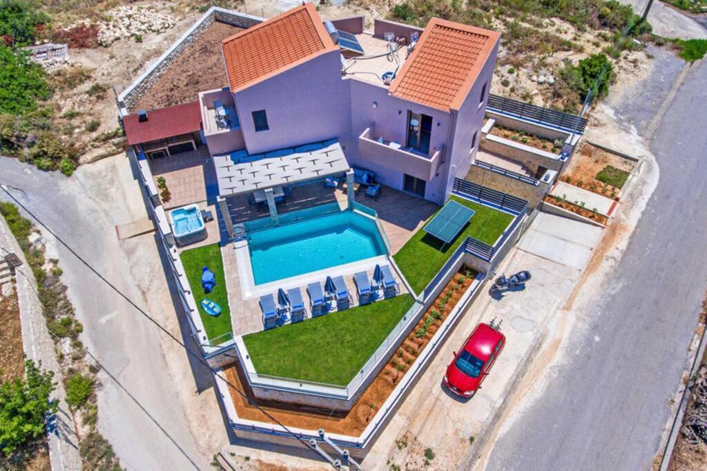 Villa Anthi, A Modern Villa With Salted Water Pool,Hot Tub & Bbq! Rethymno Exteriör bild